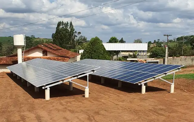 Sistema fotovoltaico instalado nos Laticínios Carvalho